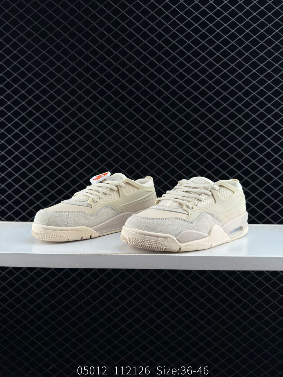 Nike Wmns Air Jordan 4 Retro RM